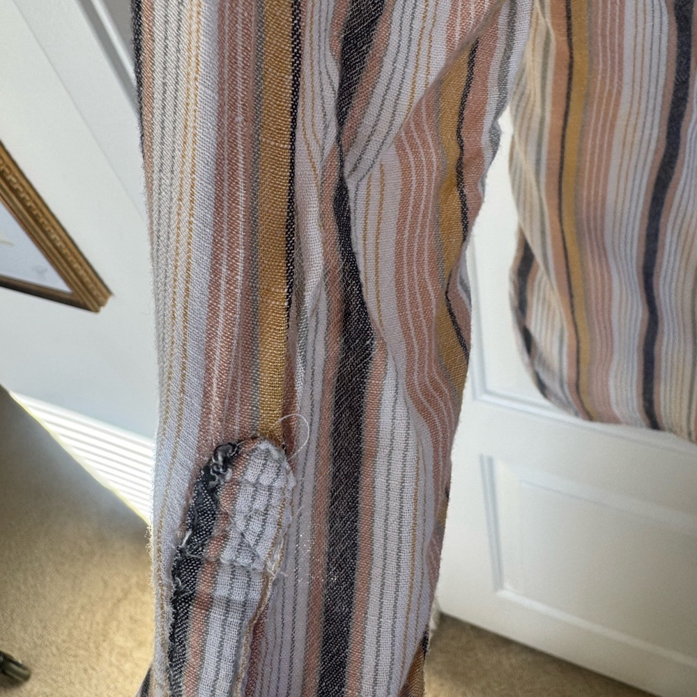 American Eagle Outfitters Oversized Button Down Shirt - Picture 7 of 8